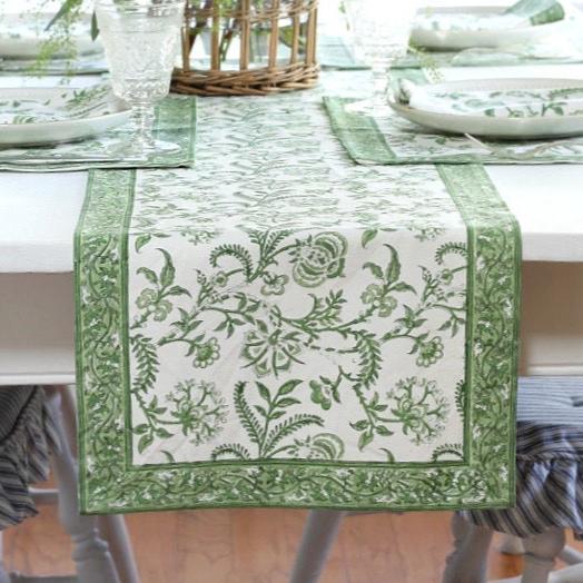 PAR Table Runner Lilibet Green