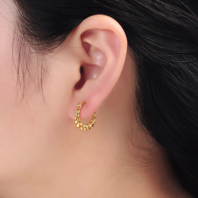 TL JAE Twist Hoop Earrings