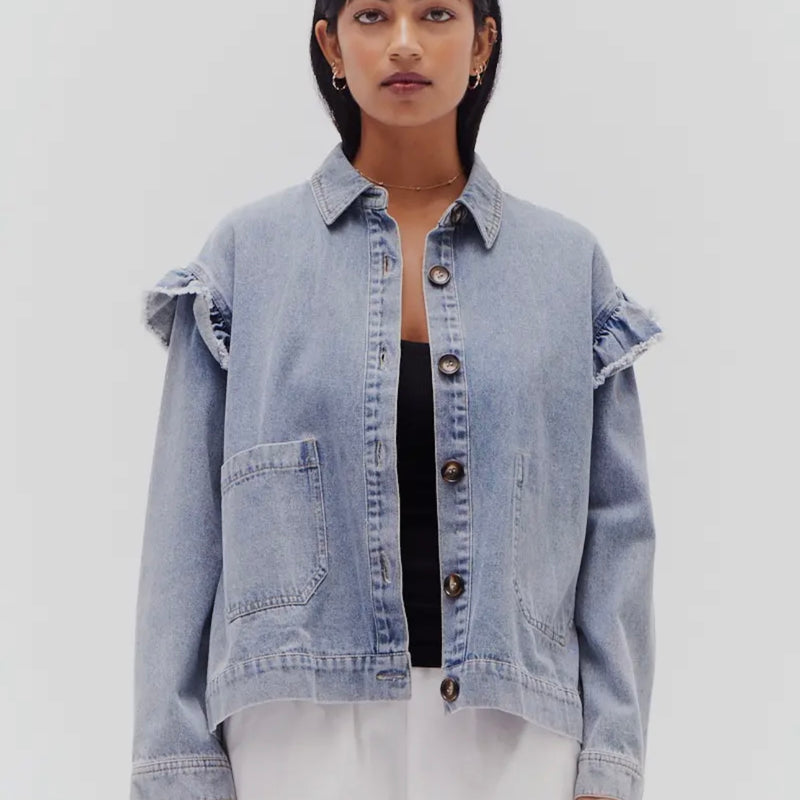 CC RUFFLE DENIM JACKET