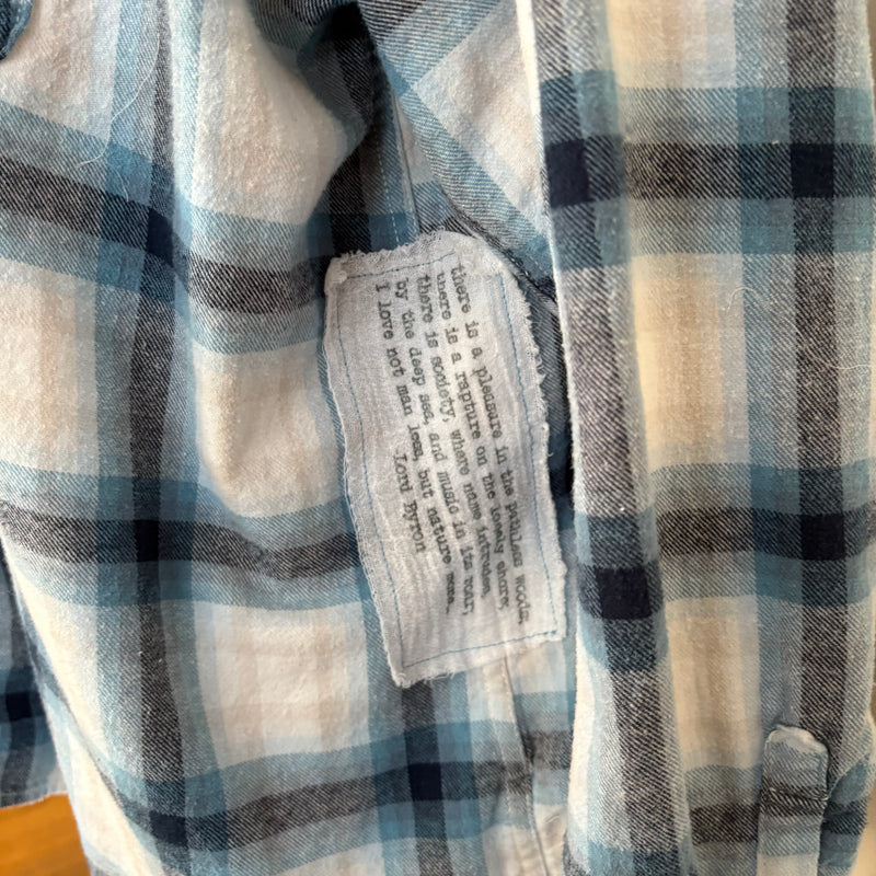 VH-Plaid Shirt 9