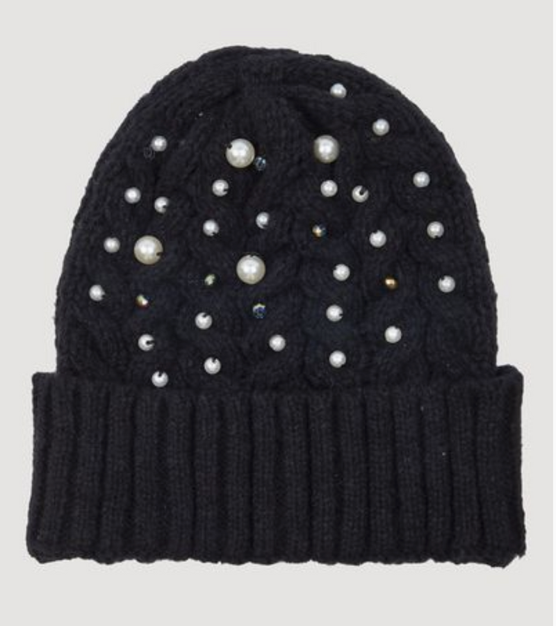 D Pearl Cable Knit Beanie