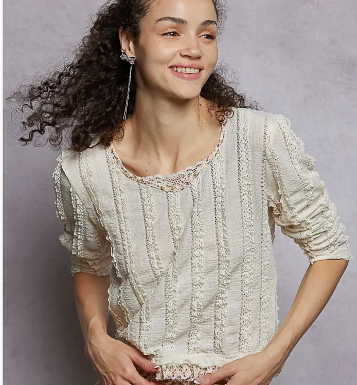 VH-French Vanilla Stretch Lace Top