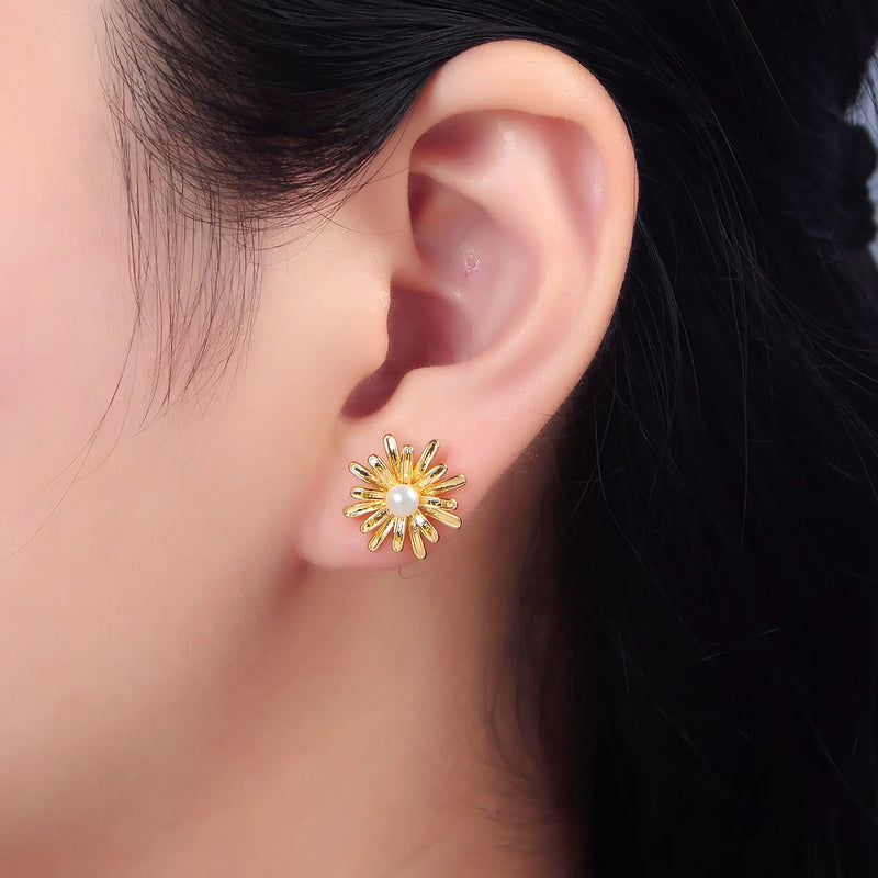 TL JAE GF Shell Pearl Sunflower Stud Earrings
