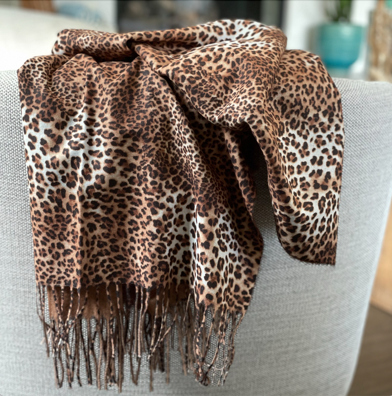 D Stacy Scarf - leopard